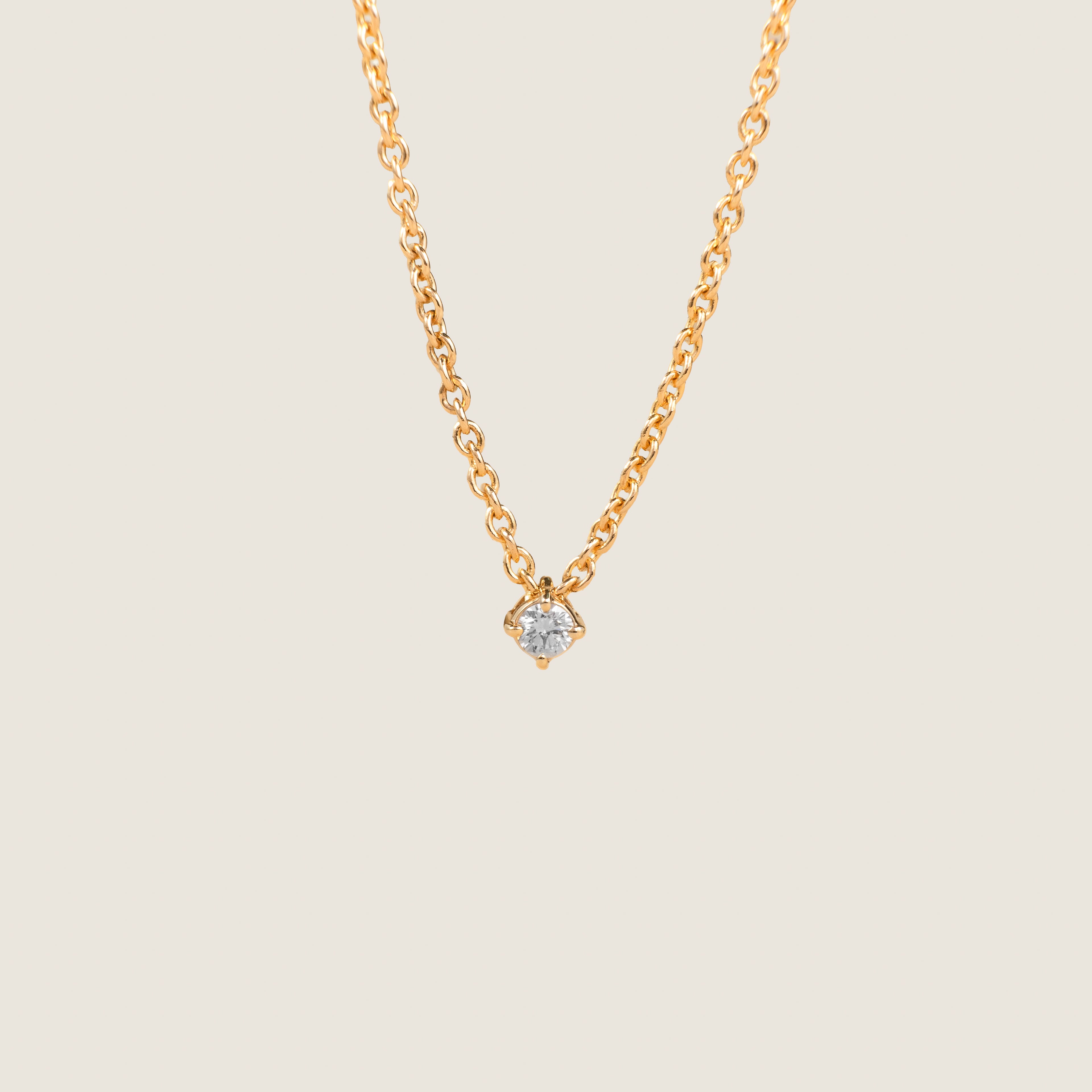 Solitaire Pendant Chain